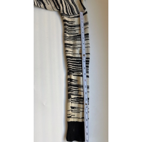 Staring at Stars Striped V-Neck Button Down Cardigan - Picture 11 of 11